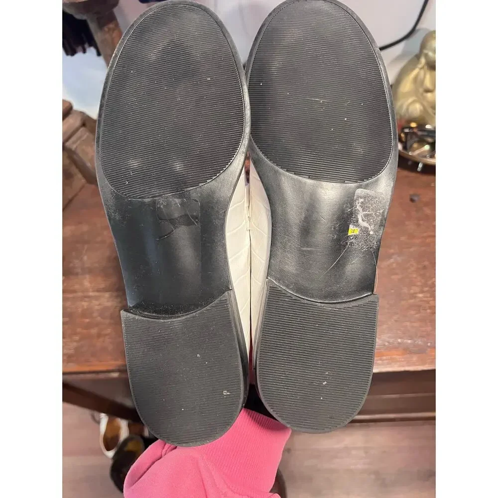 Steve Madden Goodman Preppy White Croc Embossed Penny Loafers - Size 8.5
